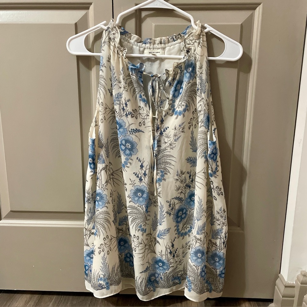 Max Studio Floral Sleeveless Top - Blue and Cream